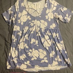 1x short sleeve top